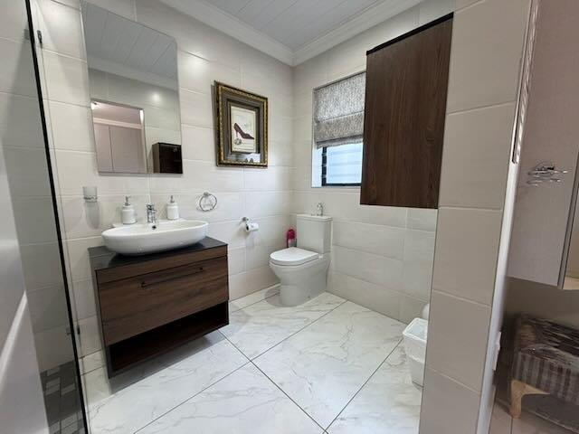 4 Bedroom Property for Sale in Monte Christo Western Cape